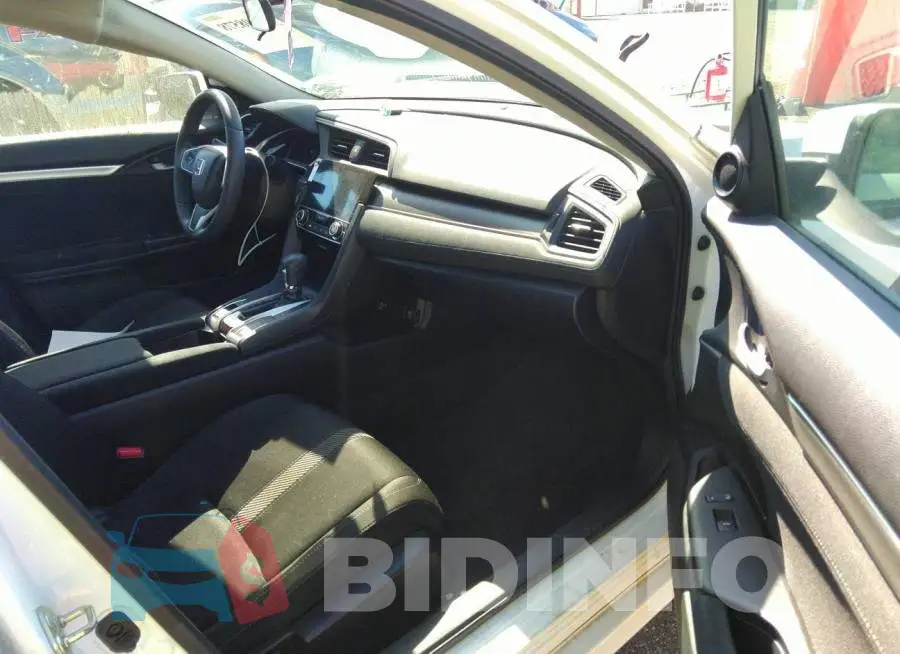 19XFC2F73HE017105 Photo# 5
