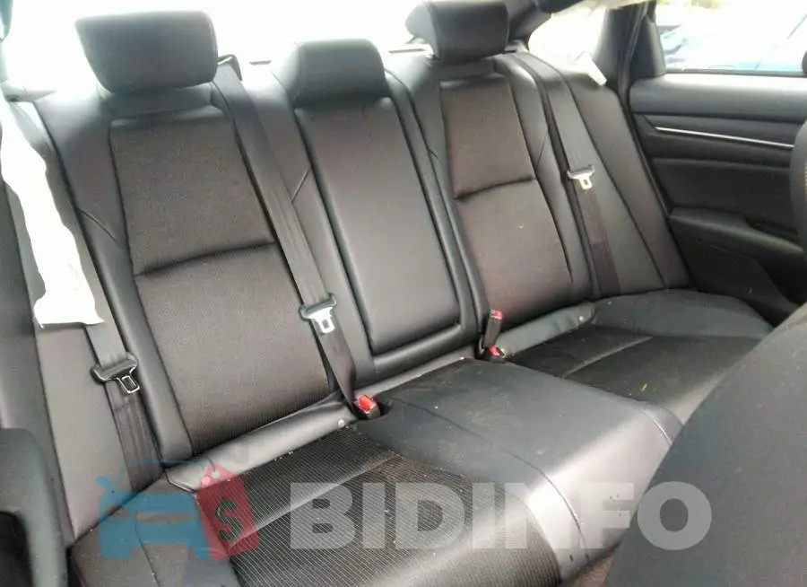 1HGCV2F31JA015227 Photo# 8