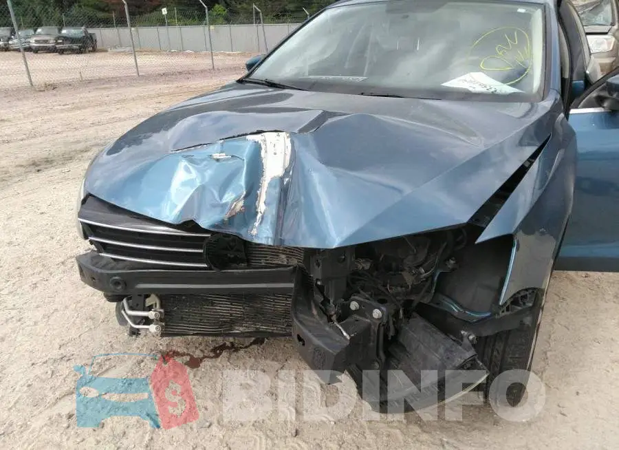 3VW2B7AJ0HM213183 Photo# 6