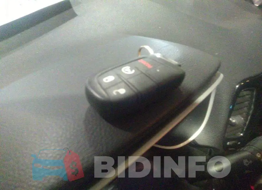 3C4NJDCB1HT656598 Photo# 11