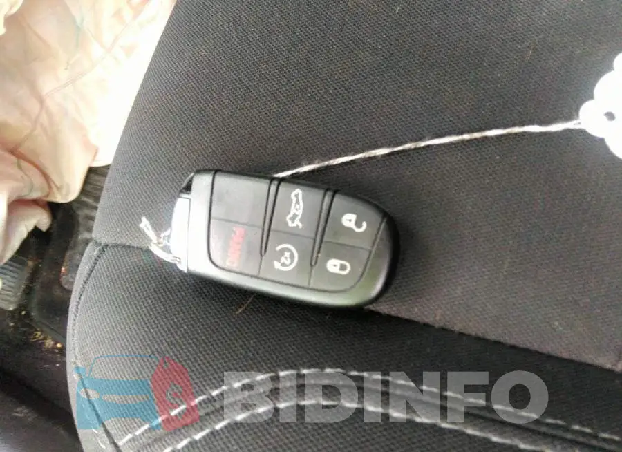 2C3CDXJG6JH222243 Photo# 11