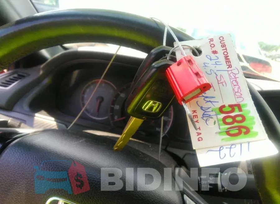 1HGCR2F53HA281624 Photo# 11