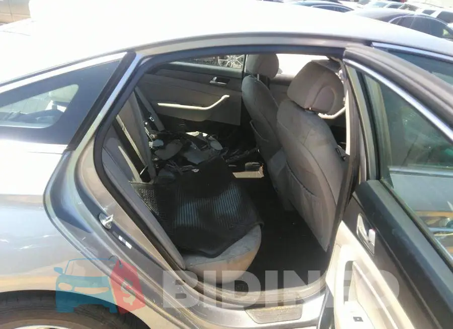 KMHE24L17GA014702 Photo# 8