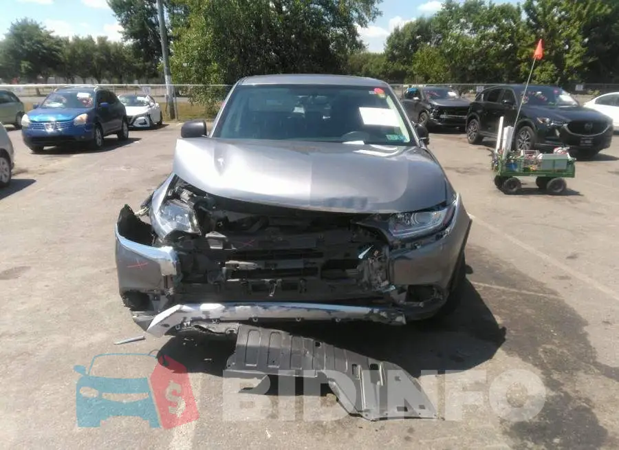 JA4AZ3A33JZ070927 Photo# 6