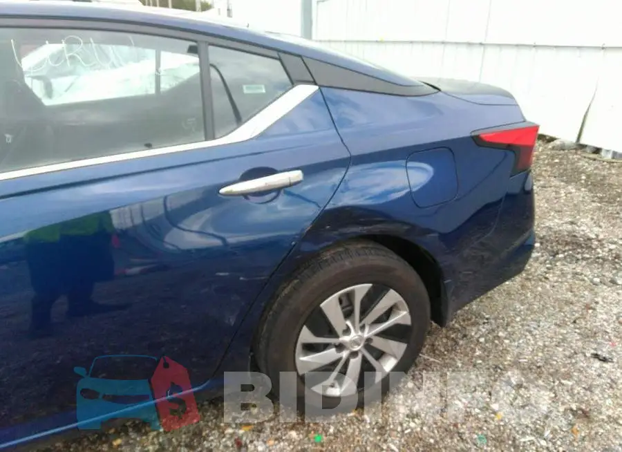 1N4BL4BV0MN367799 Photo# 6