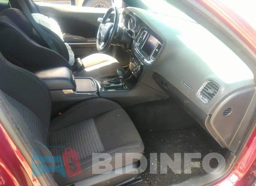 2C3CDXCT8MH608340 Photo# 5