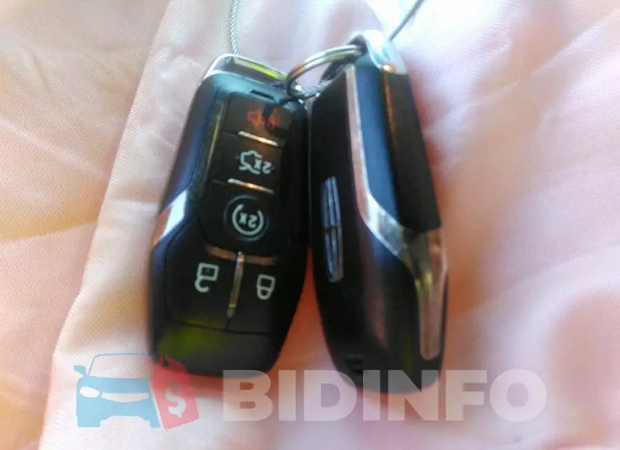 5LMTJ2AH3FUJ15261 Photo# 11