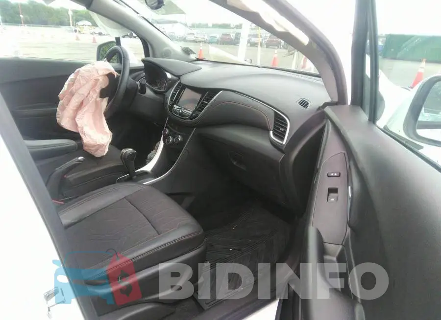 KL7CJLSB7MB329862 Photo# 5