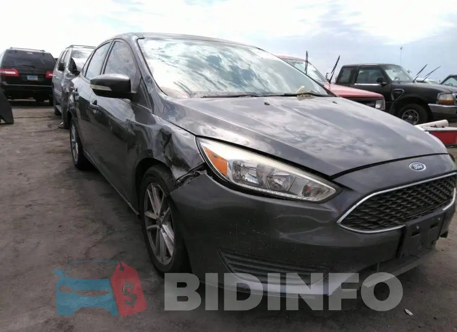 1FADP3F28HL285361 Photo# 1