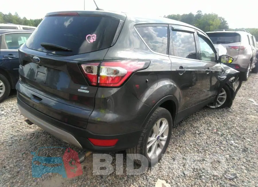 1FMCU0GD0HUD91371 Photo# 4