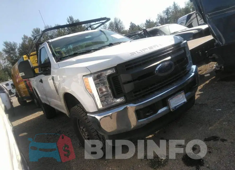 1FTBF2B6XHED32417 Photo# 1