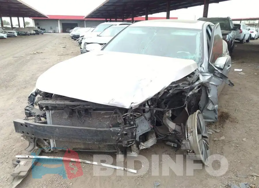 JN1BV7AP4FM333563 Photo# 6