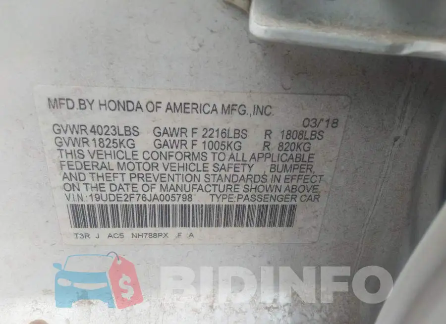 19UDE2F76JA005798 Photo# 9