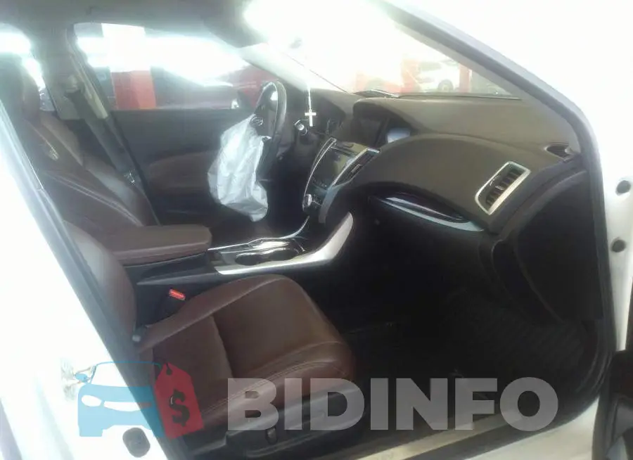 19UUB2F37FA020534 Photo# 5