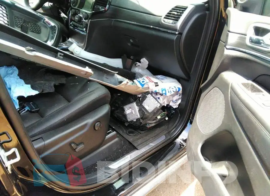 1C4RJFBG7NC143387 Photo# 5