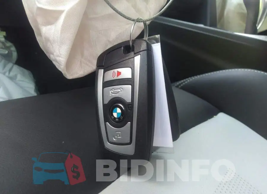 WBS8M9C50J5K99683 Photo# 11