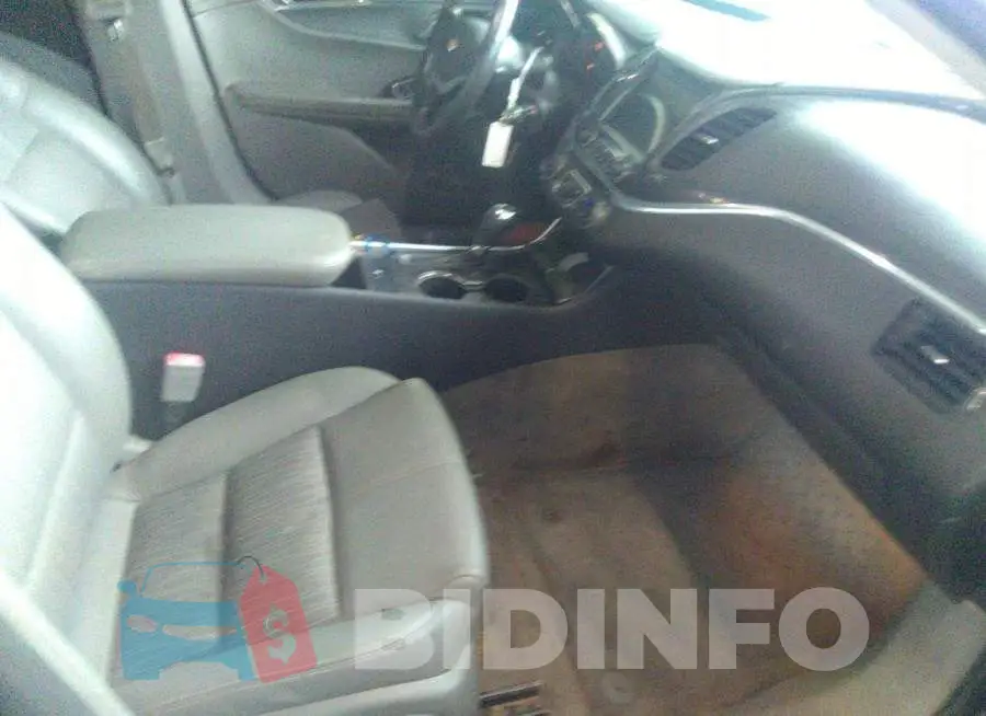 2G1115SL4F9133177 Photo# 5