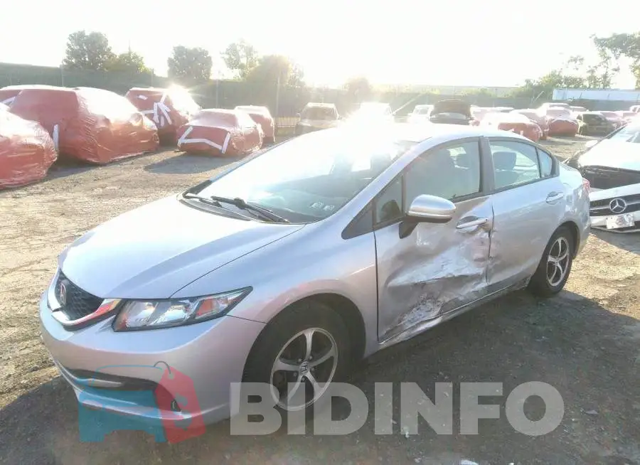 19XFB2F70FE209792 Photo# 2