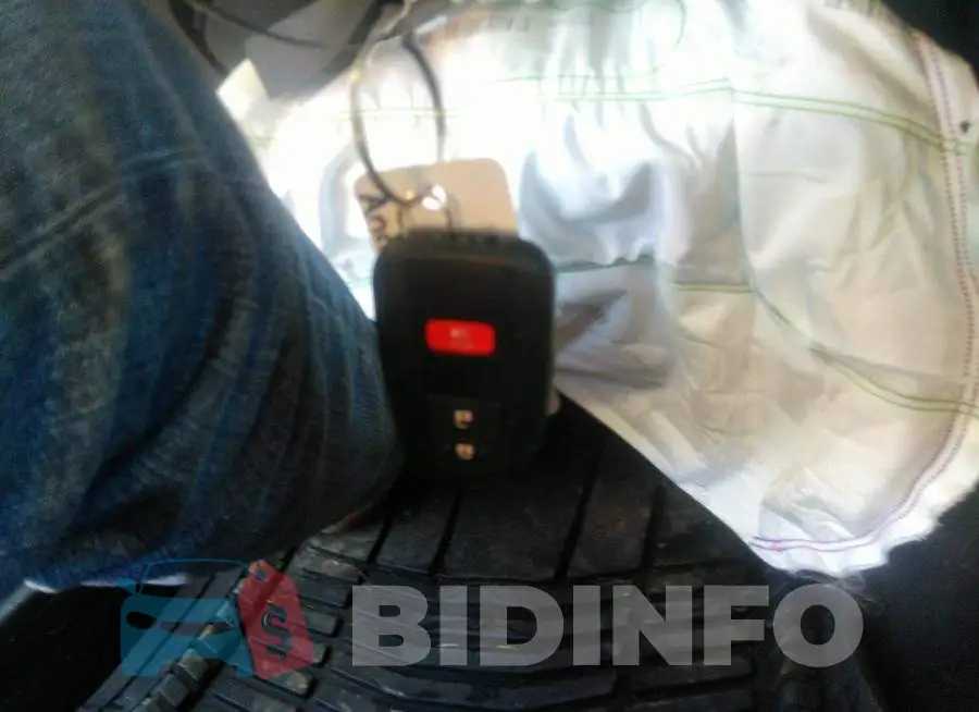 NMTKHMBX0KR080921 Photo# 11