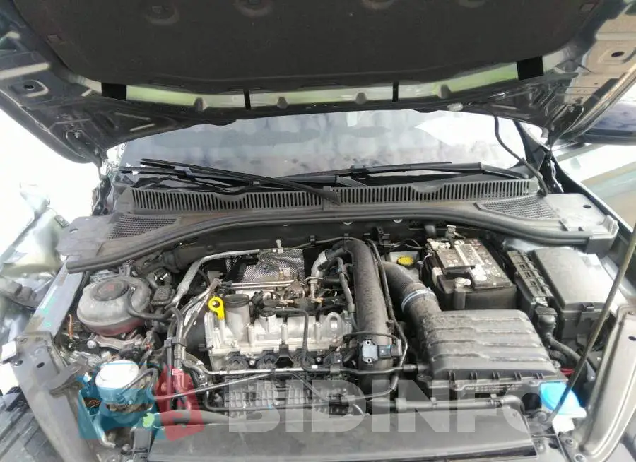 3VWCB7BU5KM251383 Photo# 9