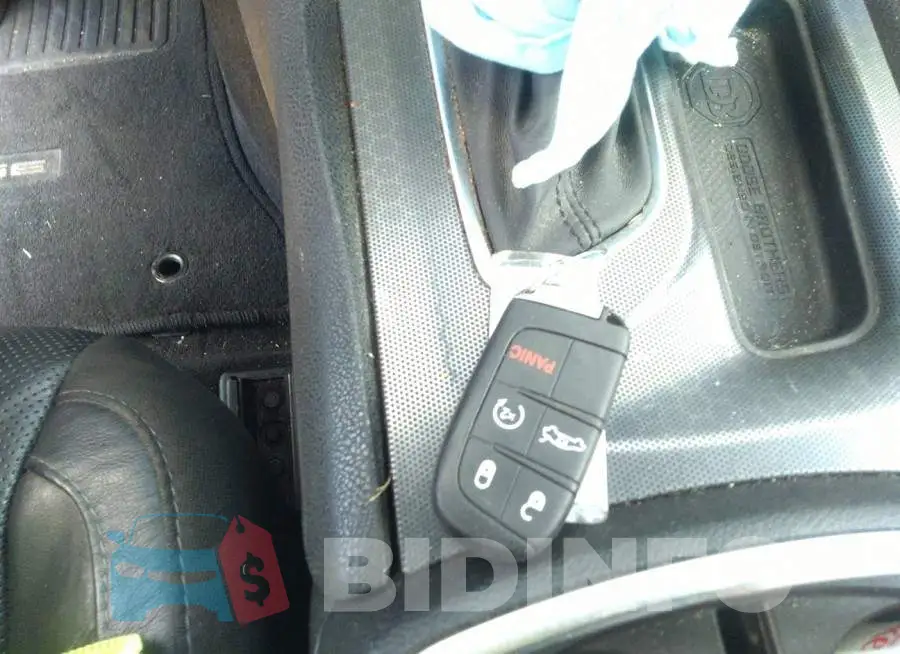 2C3CDXJG0FH898128 Photo# 11