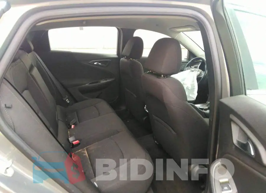 1G1ZD5ST4JF200029 Photo# 8