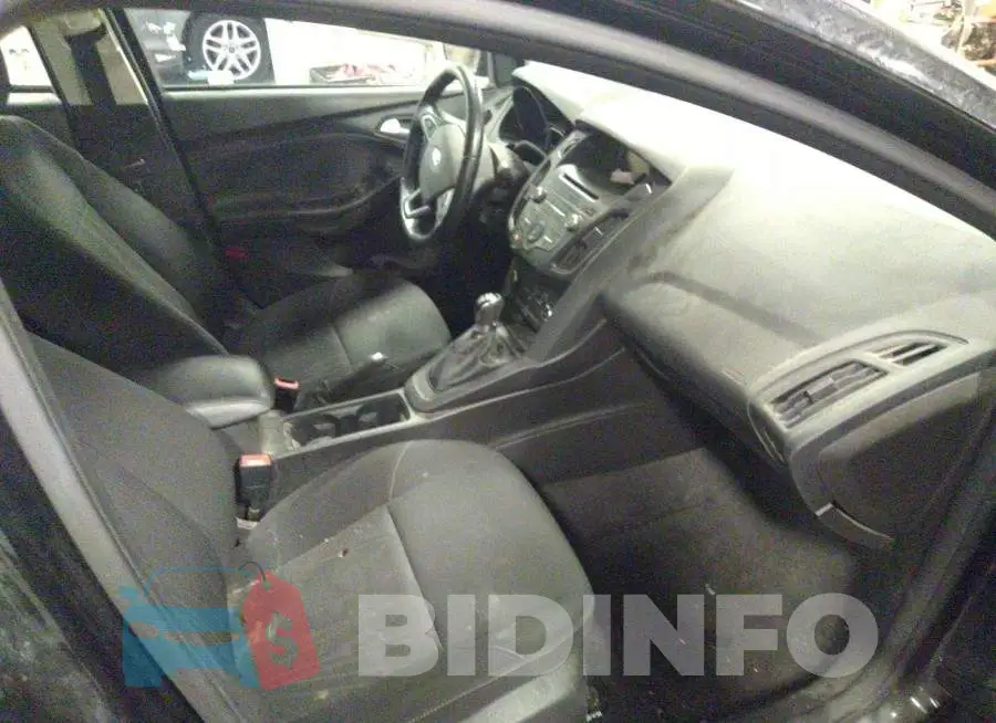 1FADP3FE5FL298947 Photo# 5