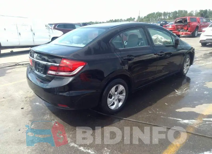 2HGFB2F50FH557046 Photo# 4