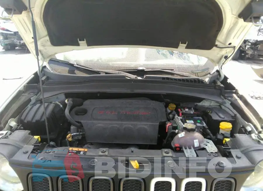 ZACCJBCB8HPE74173 Photo# 10