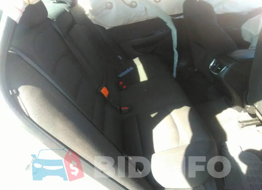 1G1ZD5ST1JF217144 Photo# 8