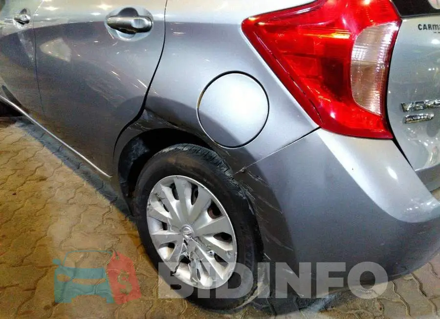 001CE2CP5FL402212 Photo# 6