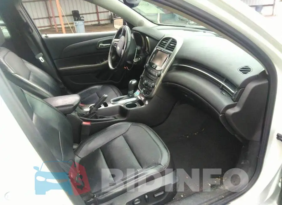 1G11E5SA4GF162951 Photo# 5