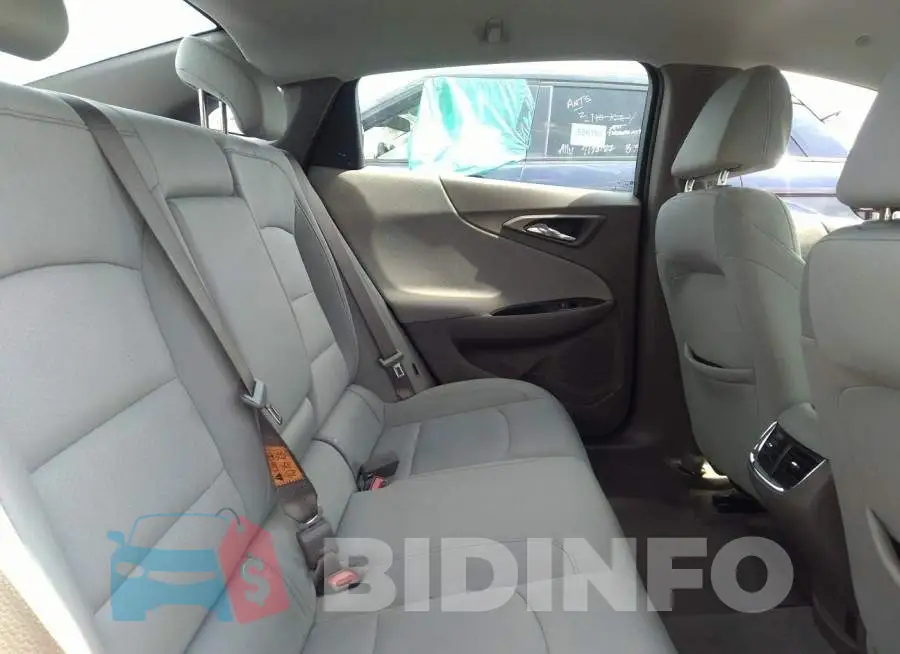1G1ZD5ST6LF046989 Photo# 8
