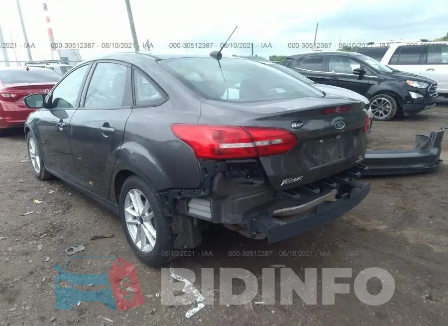 1FADP3F22FL262963 Photo# 3