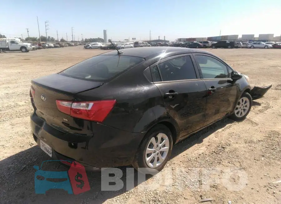 KNADM4A39F6527043 Photo# 4