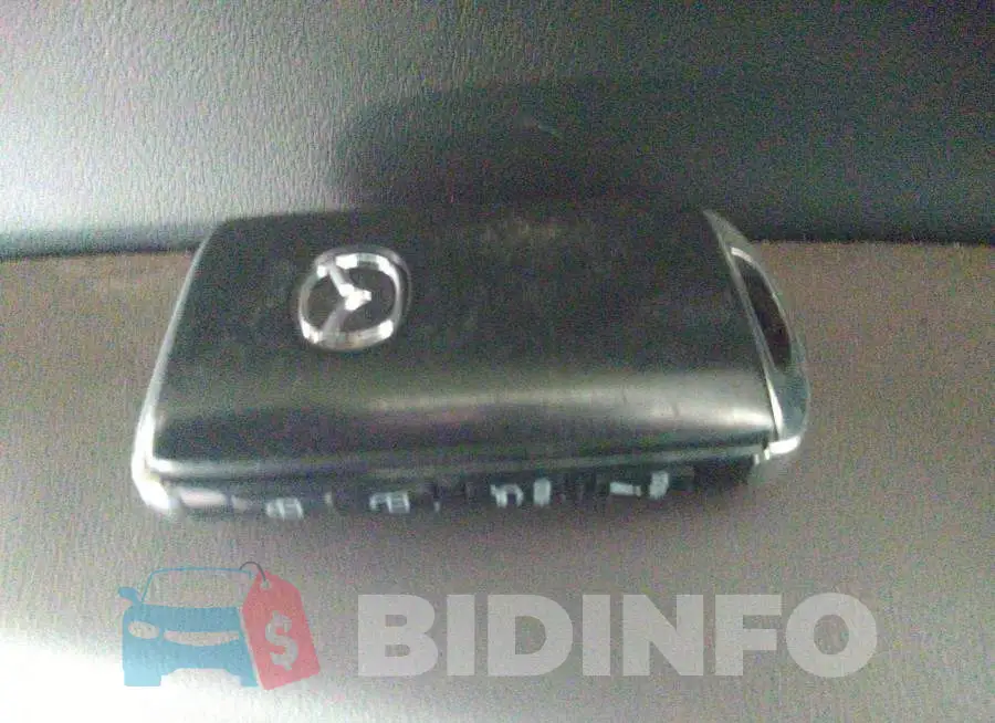 3MVDMAEM6LM105827 Photo# 11
