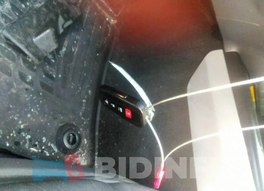 4T1F11AK7LU372019 Photo# 11
