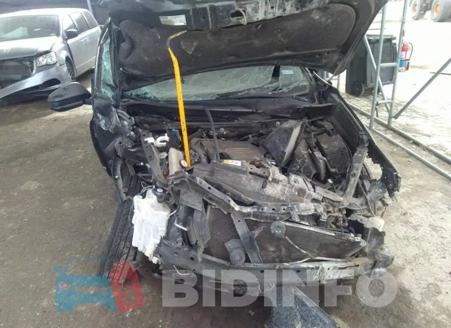 JTMZFREV4HJ110442 Photo# 10