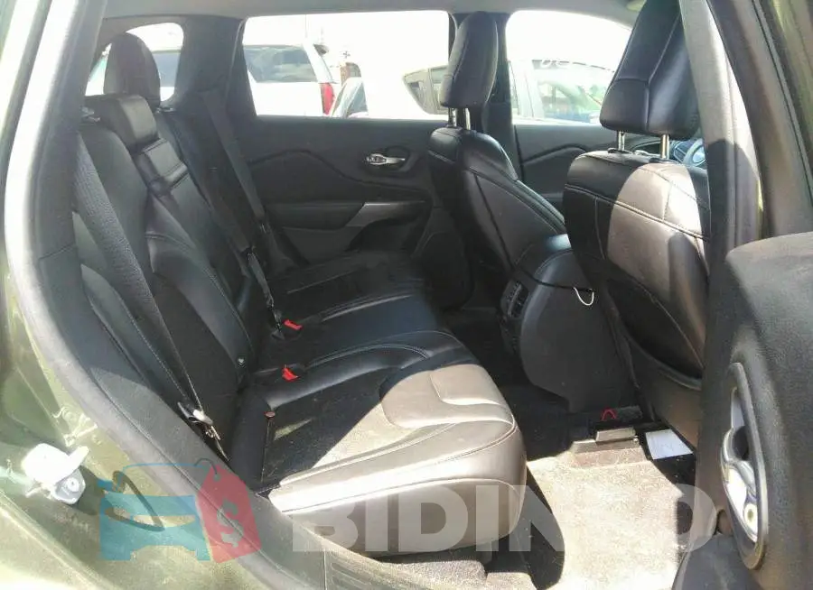 1C4PJMLB9KD182258 Photo# 8
