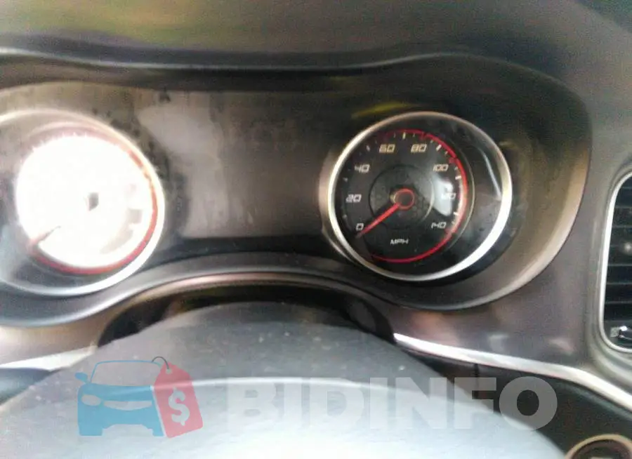 2C3CDXHG8KH598899 Photo# 7