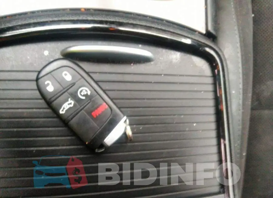 2C3CDXHGXMH656613 Photo# 11