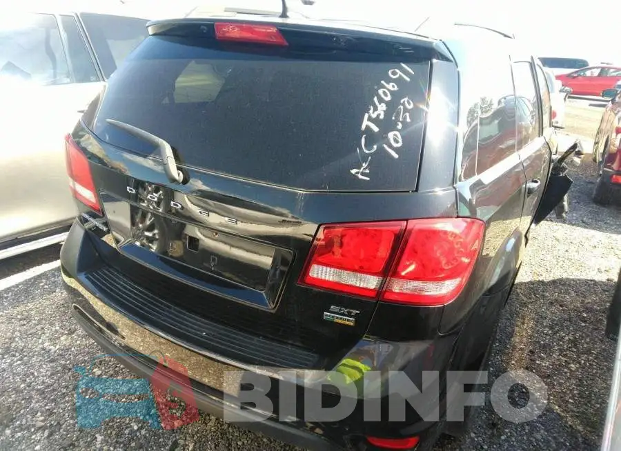 3C4PDCBG5HT560691 Photo# 4