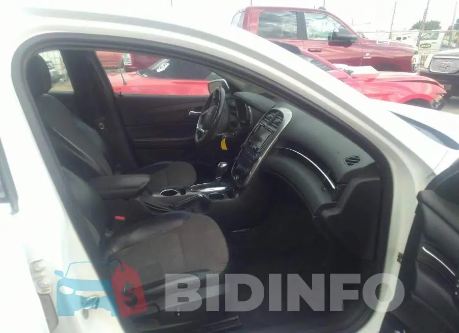 1G11D5SL8FF161272 Photo# 5