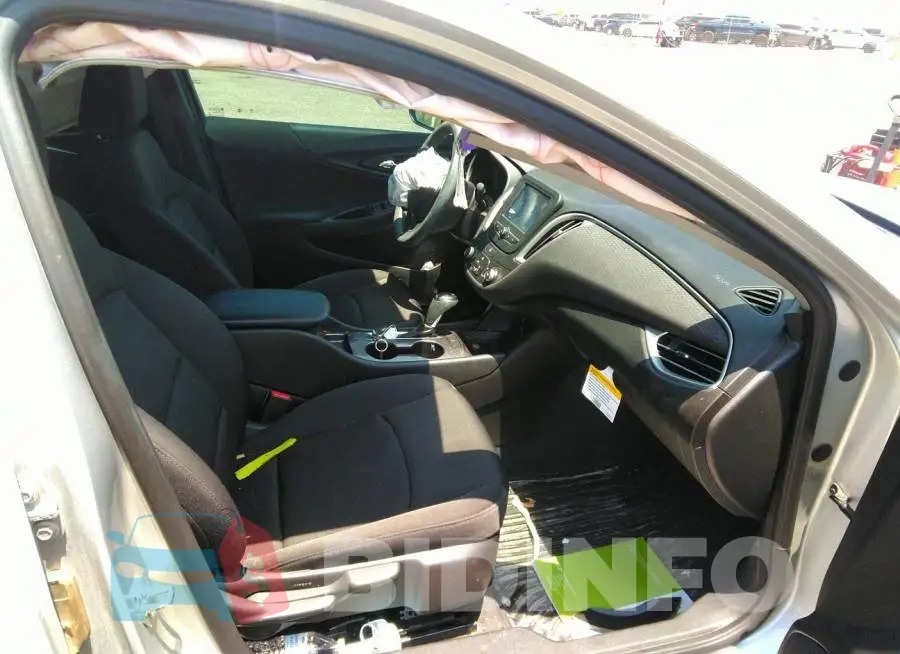 1G1ZB5ST8JF235193 Photo# 5