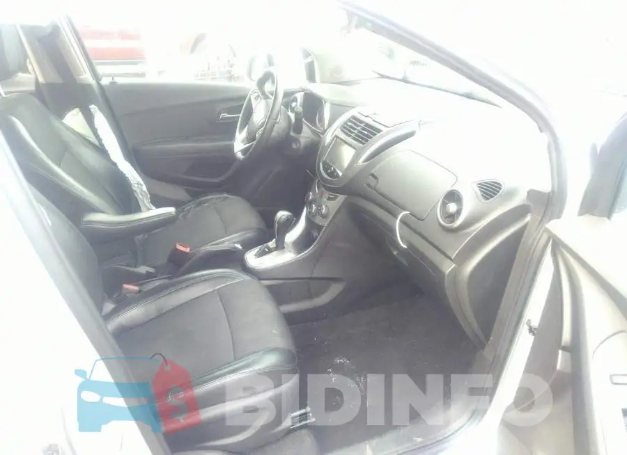 3GNCJLSB5GL255306 Photo# 5