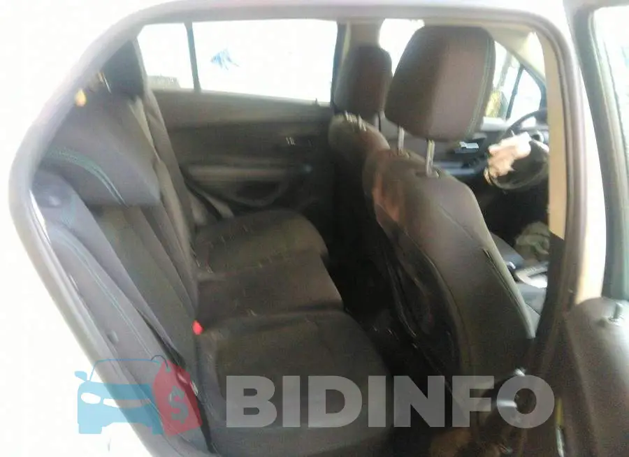 3GNCJNSB8GL274153 Photo# 8