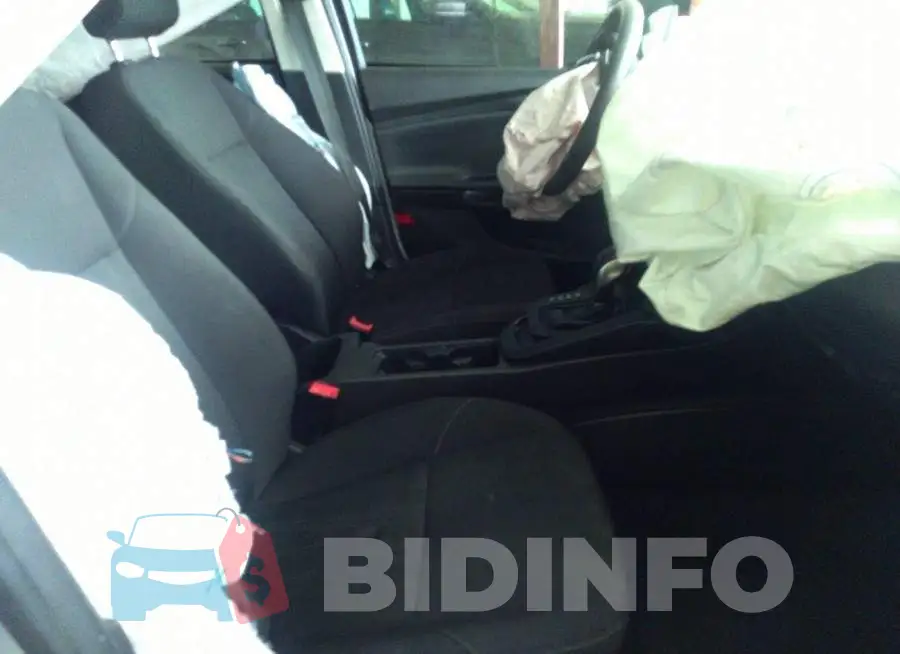 1FADP3E25GL233900 Photo# 5