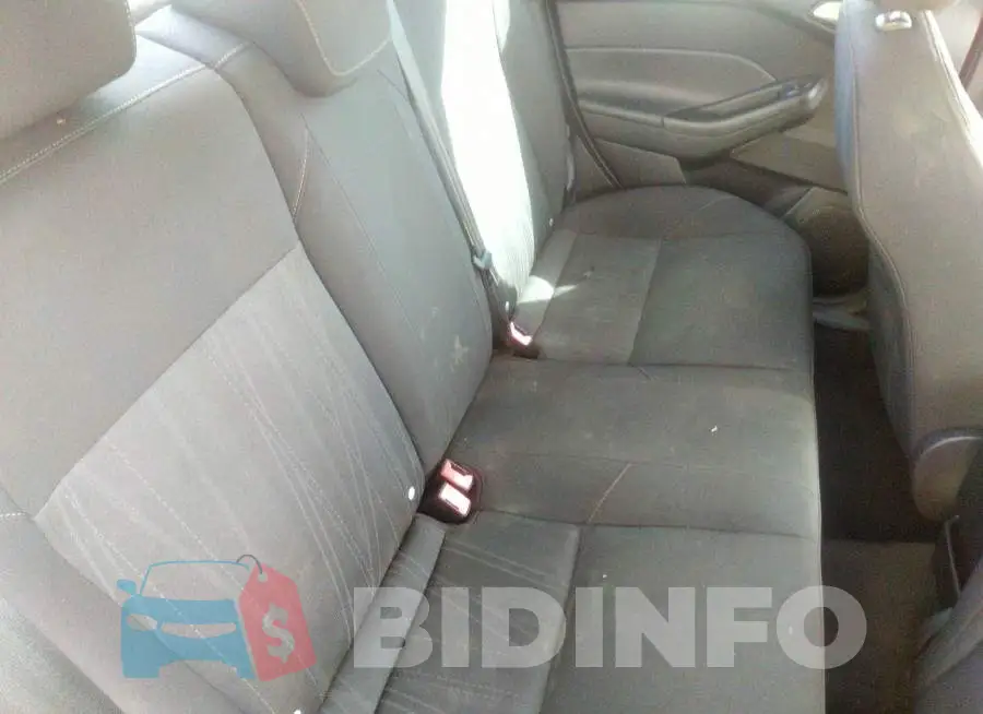 1FADP3F22FL328914 Photo# 8