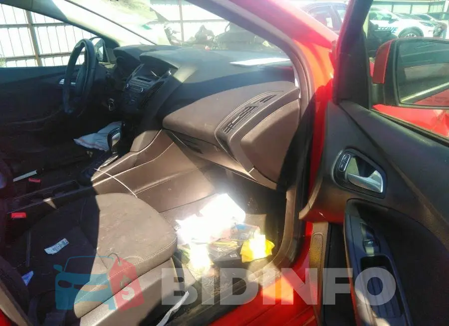 1FADP3K29GL225903 Photo# 5