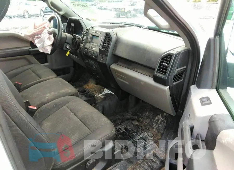 1FTMF1C56KKD59860 Photo# 5